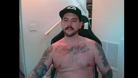 Snapshot of justintym69 chatting on May 24, 7:52 pm justintym69 online show from May 24, 7:52 pm