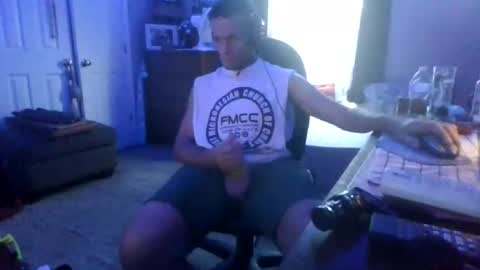 justintyme911128278 online show from June 25, 12:32 am