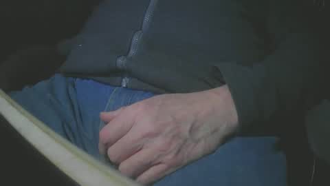 Snapshot of justme39057 chatting on February 2, 6:42 pm Justme39057 online show from February 2, 6:42 pm