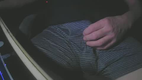 Snapshot of justme39057 chatting on March 1, 6:32 pm Justme39057 online show from March 1, 6:32 pm