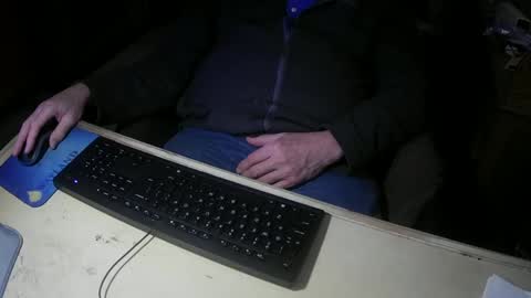 Snapshot of justme39057 chatting on March 9, 9:46 pm Justme39057 online show from March 9, 9:46 pm