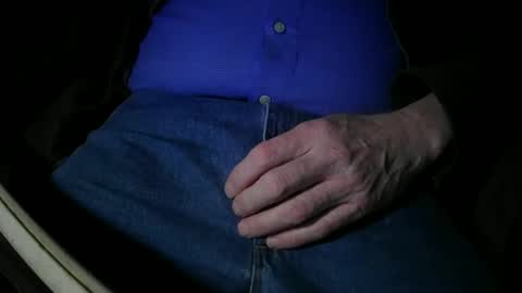 Snapshot of justme39057 chatting on March 10, 2:50 am Justme39057 online show from March 10, 2:50 am