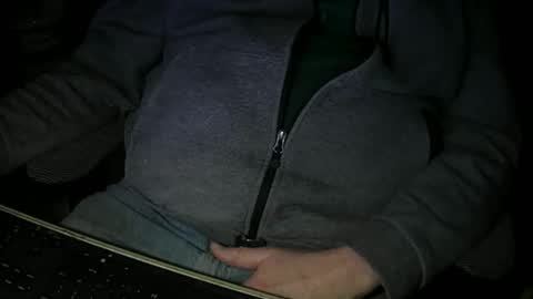 Justme39057 online show from January 31, 9:46 pm