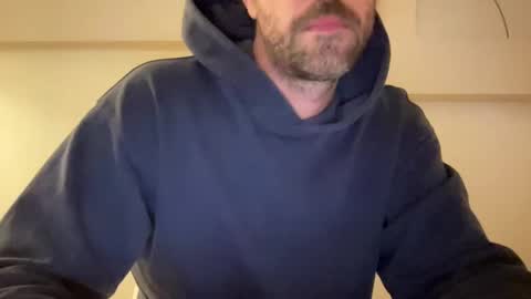 Snapshot of justmeandyou00 chatting on December 3, 7:11 pm justmeandyou00 online show from December 3, 7:11 pm