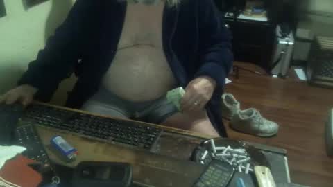 justmeohio online show from February 16, 2:51 am