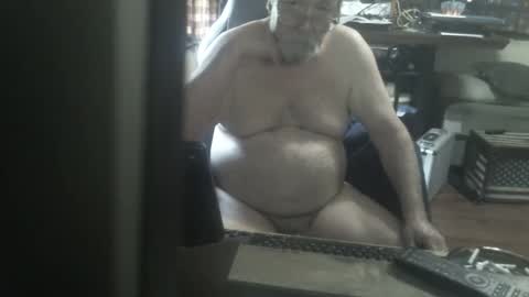 Snapshot of justmeohio chatting on May 5, 1:30 pm justmeohio online show from May 5, 1:30 pm
