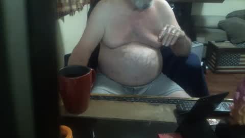 Snapshot of justmeohio chatting on May 20, 8:53 am justmeohio online show from May 20, 8:53 am