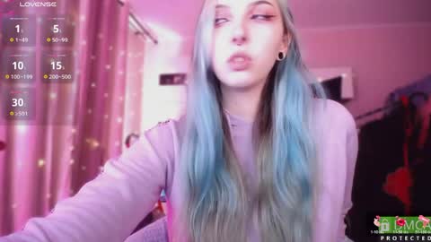 justmeowgirl online show from April 26, 5:49 am