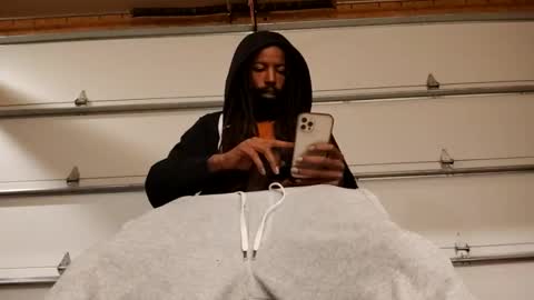 justmewithatd online show from November 6, 8:26 am