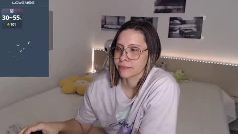 Julie online show from December 31, 8:37 am