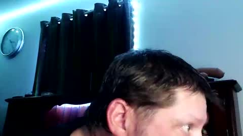 justsetfree online show from December 22, 8:22 am