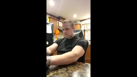 Snapshot of justus0624 chatting on March 25, 1:33 am justus0624 online show from March 25, 1:33 am