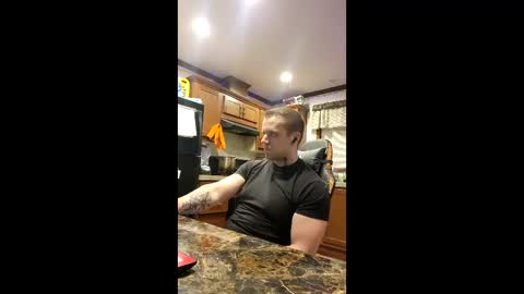 Snapshot of justus0624 chatting on March 26, 1:11 am justus0624 online show from March 26, 1:11 am