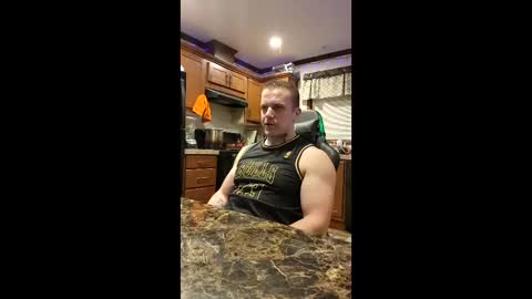 Snapshot of justus0624 chatting on March 27, 1:22 am justus0624 online show from March 27, 1:22 am