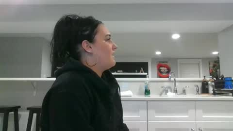 Snapshot of justus1876 chatting on December 13, 2:21 am justus1897 online show from December 13, 2:21 am