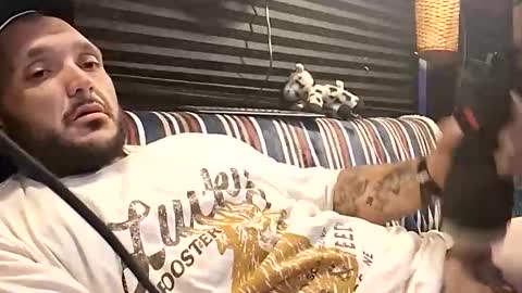 jvilla521 online show from November 17, 12:05 am