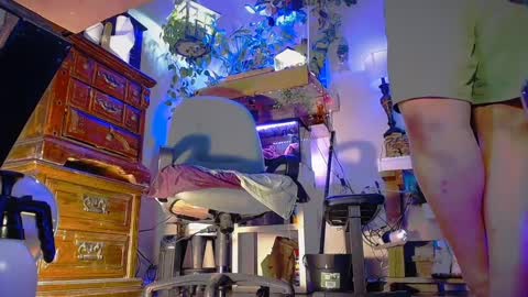 Snapshot of jynpulse557 chatting on September 20, 10:49 am jynpulse557 online show from September 20, 10:49 am