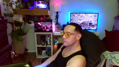 Snapshot of jynpulse557 chatting on October 3, 8:33 am jynpulse557 online show from October 3, 8:33 am