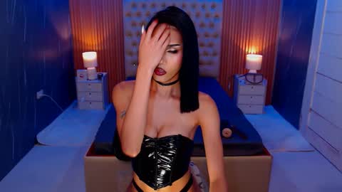 Snapshot of jynxocean chatting on December 10, 3:20 am Jynx online show from December 10, 3:20 am