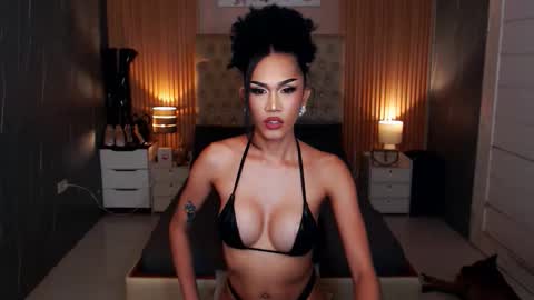 Snapshot of jynxocean chatting on December 20, 3:02 am Jynx online show from December 20, 3:02 am