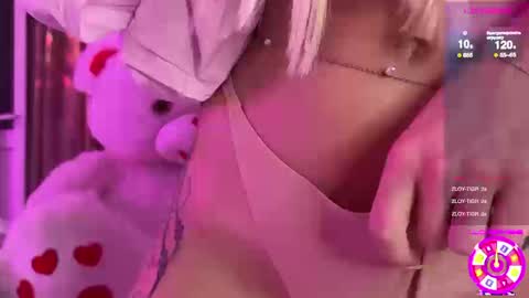 Snapshot of k0ketka chatting on September 9, 8:19 pm Alisa online show from September 9, 8:19 pm