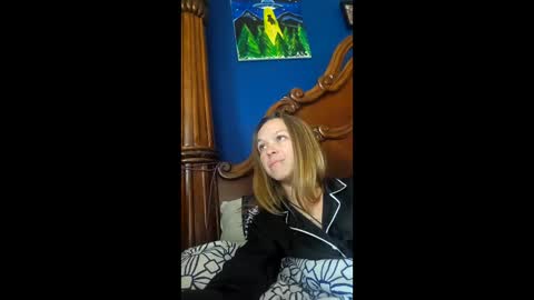 Snapshot of k11089 chatting on April 19, 8:55 pm k11089 online show from April 19, 8:55 pm