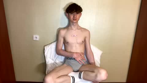 Snapshot of k1tty_b0y chatting on January 16, 9:08 pm k1tty b0y online show from January 16, 9:08 pm