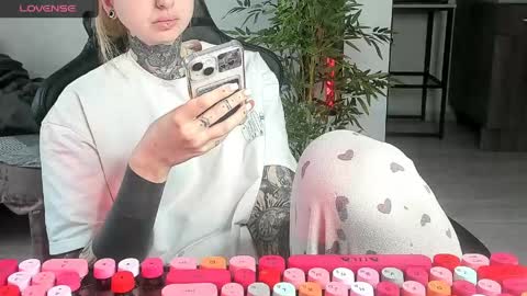 Alice online show from May 3, 6:41 am