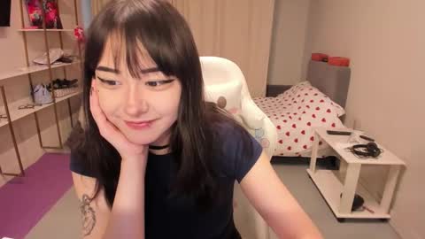 Snapshot of ka00ru_chan chatting on February 6, 9:12 am Kaoru online show from February 6, 9:12 am
