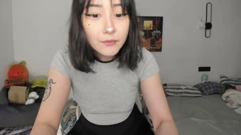 Snapshot of ka00ru_chan chatting on April 4, 11:51 am Kaoru online show from April 4, 11:51 am