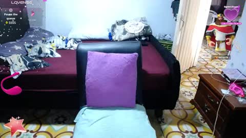 Snapshot of kaarlaa_ chatting on June 11, 6:50 pm Karla online show from June 11, 6:50 pm