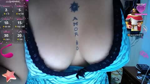 Snapshot of kaarlaa_ chatting on June 12, 3:44 pm Karla online show from June 12, 3:44 pm