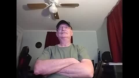 kabriggs136 online show from February 18, 1:10 am