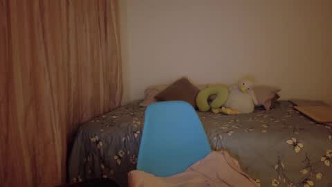 Snapshot of kad_kad chatting on October 18, 12:02 am Kanela online show from October 18, 12:02 am