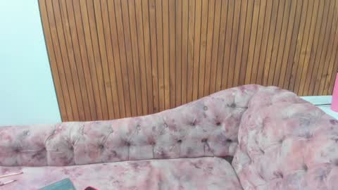 Kyelie online show from January 8, 5:05 pm