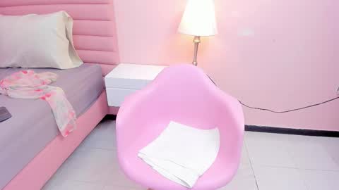 Kyelie online show from October 30, 8:09 pm