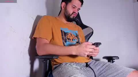 Snapshot of kael_cassian chatting on June 24, 4:44 am kael_cassian online show from June 24, 4:44 am