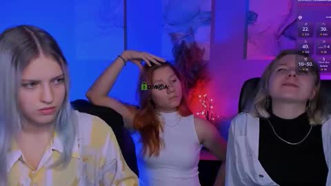 Snapshot of kaela_spell_ chatting on December 1, 8:47 pm kaela_spell_ online show from December 1, 8:47 pm