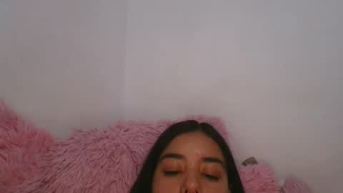 Snapshot of kahelipurple chatting on December 20, 9:43 am KAHELIINDEPENDENT MODEL online show from December 20, 9:43 am