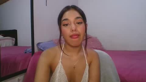 Snapshot of kahelipurple chatting on February 13, 1:29 am KAHELIINDEPENDENT MODEL online show from February 13, 1:29 am