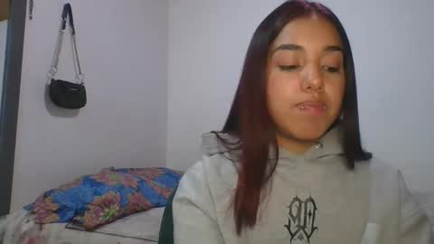 Snapshot of kahelipurple chatting on March 8, 7:31 pm KAHELIINDEPENDENT MODEL online show from March 8, 7:31 pm