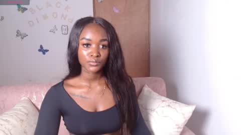 Snapshot of kaiadebayo chatting on November 10, 11:59 pm Angie online show from November 10, 11:59 pm