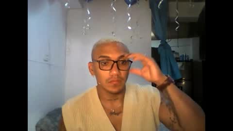 kail_1111 online show from December 14, 8:20 am