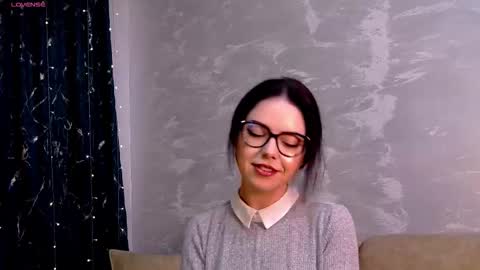 Kaila Lewis online show from February 15, 6:26 pm