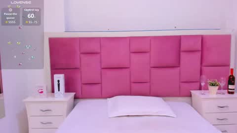 kelly online show from October 1, 11:05 am