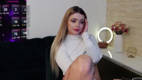 Snapshot of kailyn_moen01 chatting on December 6, 10:30 pm Kailyn online show from December 6, 10:30 pm