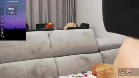 Snapshot of kailyn_moen01 chatting on January 10, 5:24 pm Kailyn online show from January 10, 5:24 pm