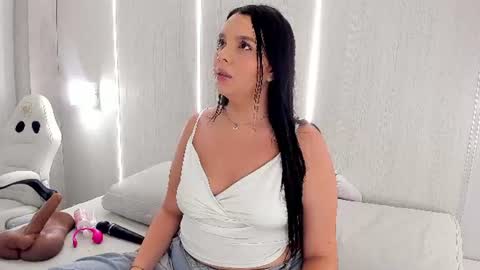 Snapshot of kailyn_rosse chatting on June 16, 11:35 am Kailyn online show from June 16, 11:35 am