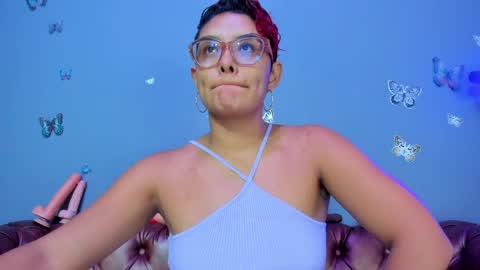 kaira_mosse_ online show from June 6, 12:10 pm