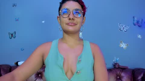 kaira_mosse_ online show from June 13, 11:41 am